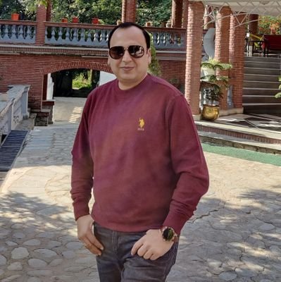 Co-Founder : GIZMORE