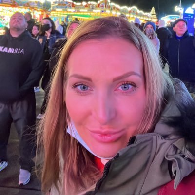 DianaKo411's profile picture. 🌈