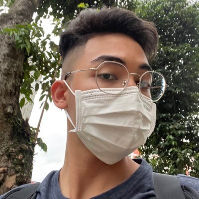 4retup's profile picture. no matter how beautiful the sunset is, it signifies the end.