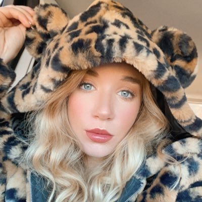 vanessa_vassar's profile picture. enjoying the adventures that living in the moment has to give