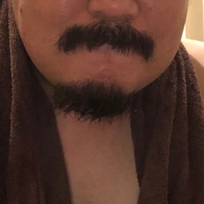 無言フォロー失礼致します。 175/100/41G 100キロ超中年男の毎日のリアルなアラフォー体重の記録をツイート。何事も元気で健康が1番!毎朝の健康性チェックで元気の確認中🍌歳をとるにつれて毛深くなってきたけどそれも個性!毎日のチ●玉と身体の記録なのでお見苦しい画像ありますがリアルな40代のデブの身体の記録です。
