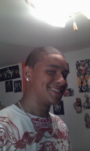 Angelucciman17's profile picture. 