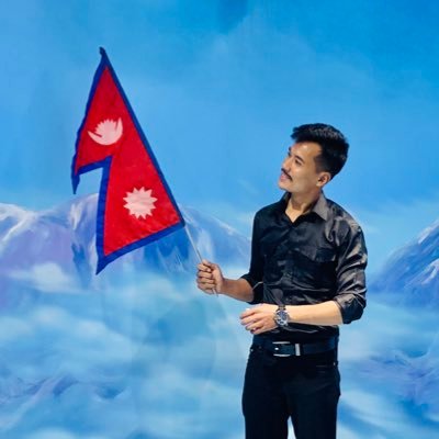 पार्टीको झन्डा बोकि बिदेशी दलालहरुको पछि लाग्नु भन्दा नेपाली झन्डा बोकि वीर नेपाली हुनुमानै गर्व गरौ !
आफ्नै भोगाई हरु जिबन देख्ने एक देशभक्त कर्मठ नेपाली !