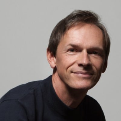 Pianiste #chat # passions # tennis #music # Enseigne licences master CRR Versailles #directeur artistique du Festival de # Pontlevoy