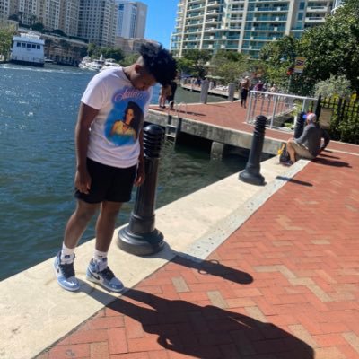 xKeisean's profile picture. 