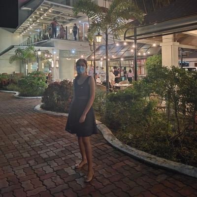 jnnslcpds's profile picture. bored af