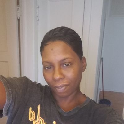 numski31's profile picture. A 40+ creative who's getting back in her bag. I may be playing catch up but sometimes it's better a little late than never!