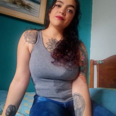 PoetaInconforme's profile picture. Bulto e' sal.
High acid astronaut...