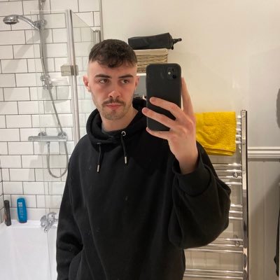 jackward24's profile picture. 22|manchester