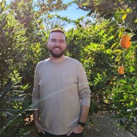 JakeOfAllTrades (@jakewhiteshark) 's Twitter Profile