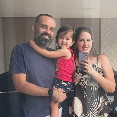 Manhani's profile picture. 