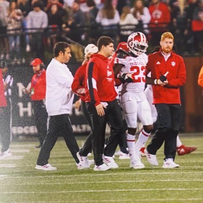 Team Physician @IUHoosiers. Division Director of Neurosciences @IU_Health. @AANmember Sports Section Chair 2025-2027. Former @KerlanJobe Fellow.