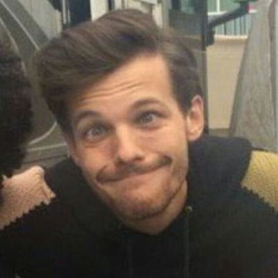 I'm obsessed with two singers with blue eyes, you can't hurt me anymore
Cristian gay (actually bi¿)
3/6/22
27/11/22