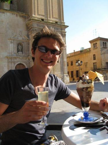 OChicoineau's profile picture. Sharing my best surfing moments !