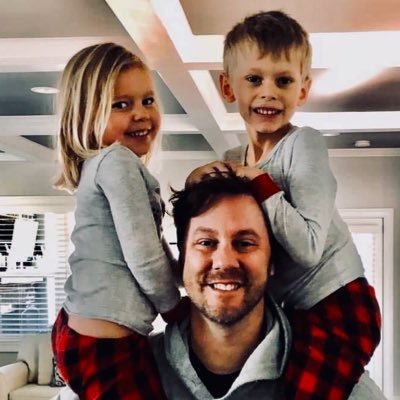 Dad to Aiden + Olivia | Hubs to @AmandaLenar | Proud son of Oil City | Co-founder Declaration Media | Loves: Whiskey. South Carolina. Sinatra. Dad Jokes. Puns.