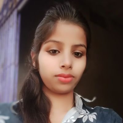 Student of J's college. My aim is Teacher 😍My father Mother is Best I love my India 😍