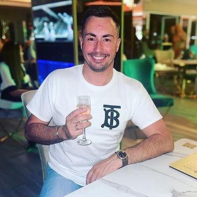 Mikebrown010's profile picture. How many millionaires do you know who have become wealthy by investing in savings accounts? I rest my case.🤣🤣