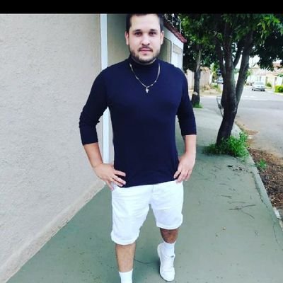 MauroHe09704807's profile picture. Casado