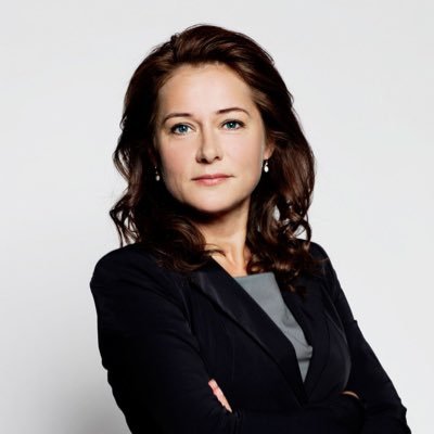 MFA 🌱🇩🇰 feminist, mor og glødende demokrat.