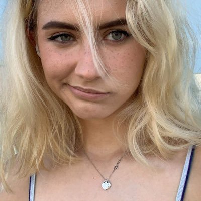 CaitBucky's profile picture. 