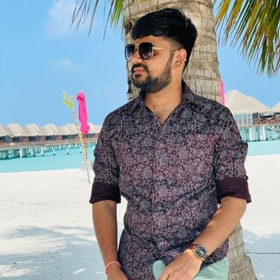 RajuRDJaspur's profile picture. કોઇપણ વસ્તુ કે માણસની❤ એટલી બધી અપેક્ષા😕ન રાખવી કે તેના વગર😥જીવી ના શકાય..😊