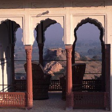 देहाती/आदिवासी/ कविताएं व्यंग्य स्थापत्य साहित्य में रुचि