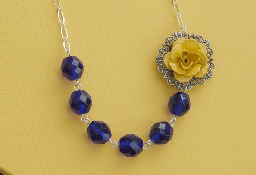 CocosGreenhouse's profile picture. Vegetarian who enjoys making jewelry. *Love* animals and trying to be green! :)