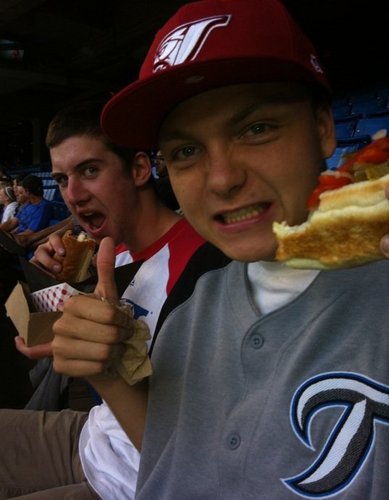 TheRealTylerP's profile picture. 