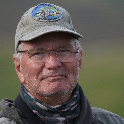 AlMcNee's profile picture. Scottish birder, hillwalker, malt whisky drinker and Papa!