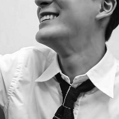( RP ) Lee Jeno NCT Dream's eye-smile prince 2000 and dont pretend to know me. it's uncomfortable.