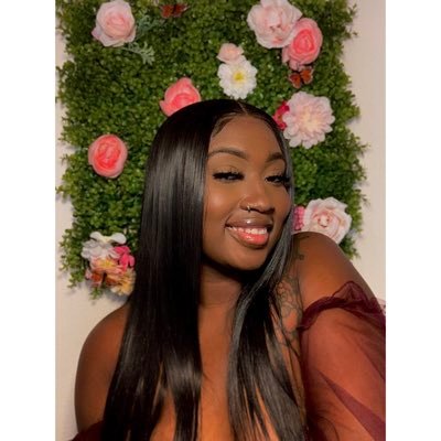 I be reading and shit 💖 • Beyoncé’s first born 🧑🧒 https://t.co/1nun0PWuXV
