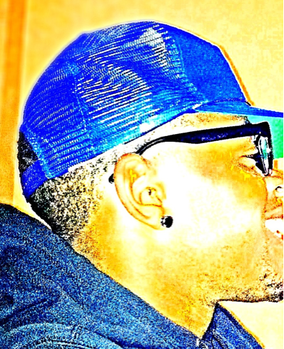 New York Native, born and raised 
        Aspiring Producer/songwriter 

IFollowBack