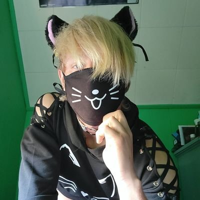 NoobySfw's profile picture. 23yo|Hi 👋😁 I am Nooby 😊 |Happily taken|Canadian 🇨🇦|I'm just a femboy trying to fit in, and be cute! 🥰|