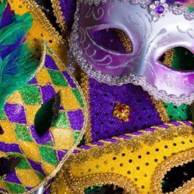We provide visitors to New Orleans with the ultimate travel guide; sharing with you the best of the Big Easy!