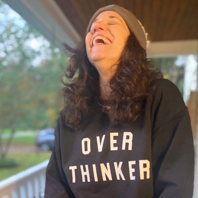 Storyteller/comedian/tired mom. Frequently constipated. Sarah Lawrence College MFA Candidate, Nonfiction @slcwriting