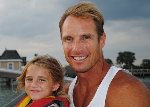 Passitforward69's profile picture. Did someone do something good for you today? If so, did you pass the good deed forward. Let me hear about it.