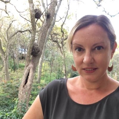 rbrbrbr's profile picture. i-School prof @RutgersCommInfo, Editor, @Infolearnjournl. Socio-tech, ed-tech researcher. https://t.co/GLwKNs0r3y (she/her)  #blacklivesmatter