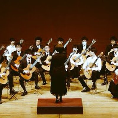 🌸京都大学ギタークラブ(@kugcguitar)はクラシックギターを弾くサークルです！30名前後の部員で和気藹々と活動しています😃 年2回、6月と12月に演奏会を行っています。 入部は随時募集中です🎶 見学、入部希望の方はDMまたはメール kugc.fresh@gmail.com まで！気軽にご連絡ください🌸