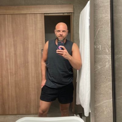 AdamMillward13's profile picture. “Rising from the flames- The bird that burnt its bum.”