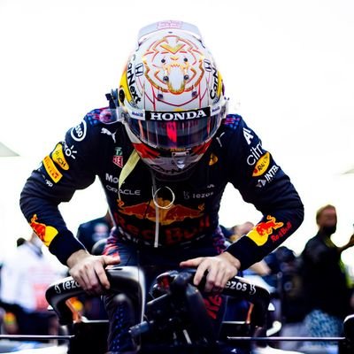 MK53739864's profile picture. 🏎 F1 / #33 VER #16 LEC #4 NOR #63 RUS 🏍 motoGP / #63 FB #23 EB