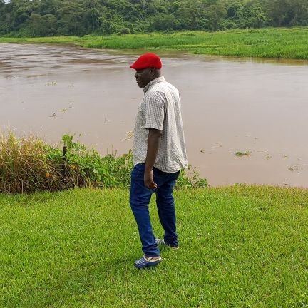 owbondo's profile picture. Maisha ni mafupi sana.