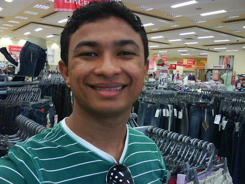 Médico, advogado, enfermeiro, político, professor universitário, Mestre em Saúde da Mulher - UFPI, Doutor em Medicina - FIOCRUZ, esposo da Daiana, pai do Dante