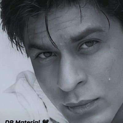 @iamsrk 🖤