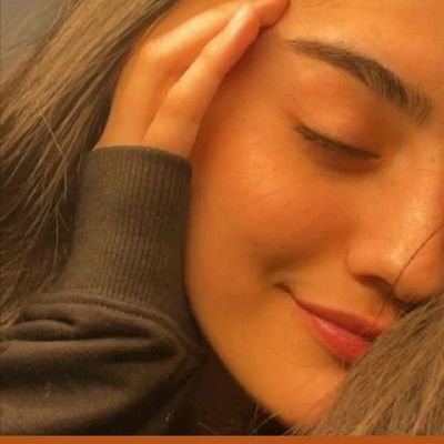 X_A_I_N_'s profile picture. SHE'S NOT BROKEN  ANYMORE_
SHE'S  STRONGER WISER_
AND MORE BEAUTIFUL THAN   BEFORE _
BECAUSE GOD  TOOK HER_
BROKEN PIECES AND MADE HER NEW AGAIN _♡