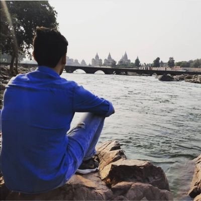 TheWhimsicalDoc's profile picture. Beer, books and travel.