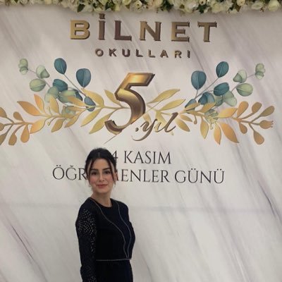 OzgeAfsar's profile picture. 