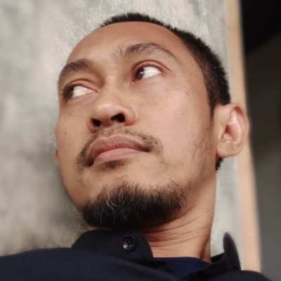 agoeng_es's profile picture. (ツ)