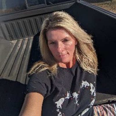 BlondeLM69's profile picture. Hearts, Love and Pixie Dust!