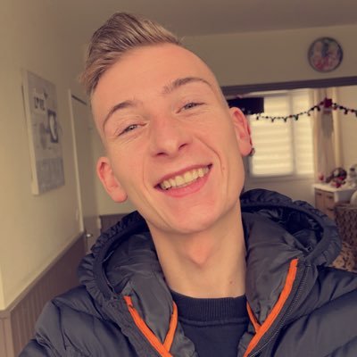 bryan| en couple| 25ans #V 30/12/20 28/07/21💕