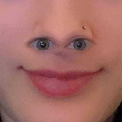 daniperovich's profile picture. 🪱